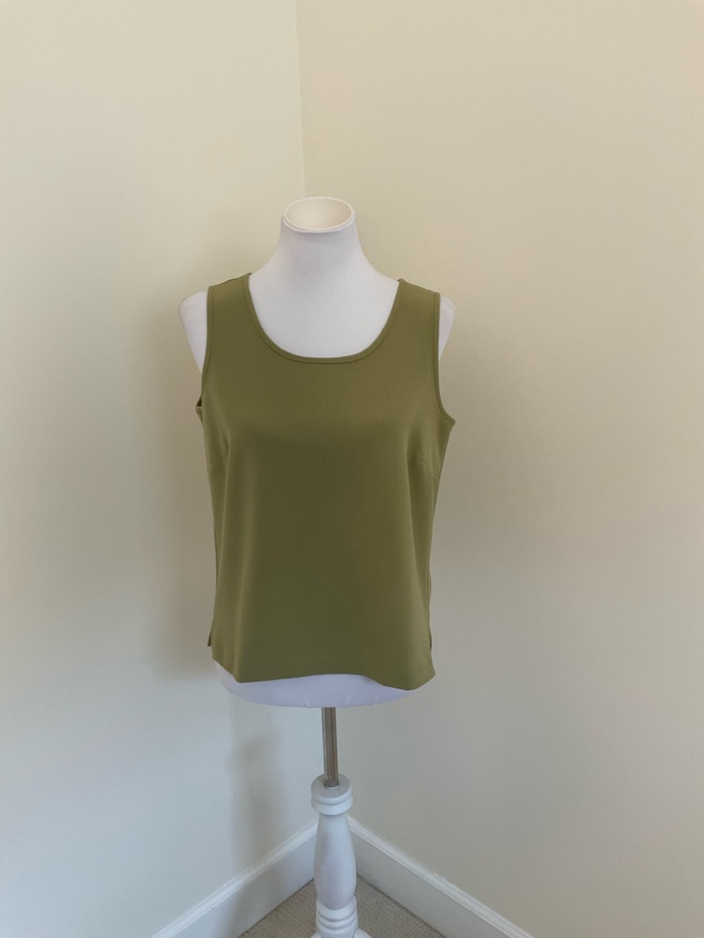 NWT Draper’s & Damon’s Fern Green Women's Sleeveless Tunic Tank Top